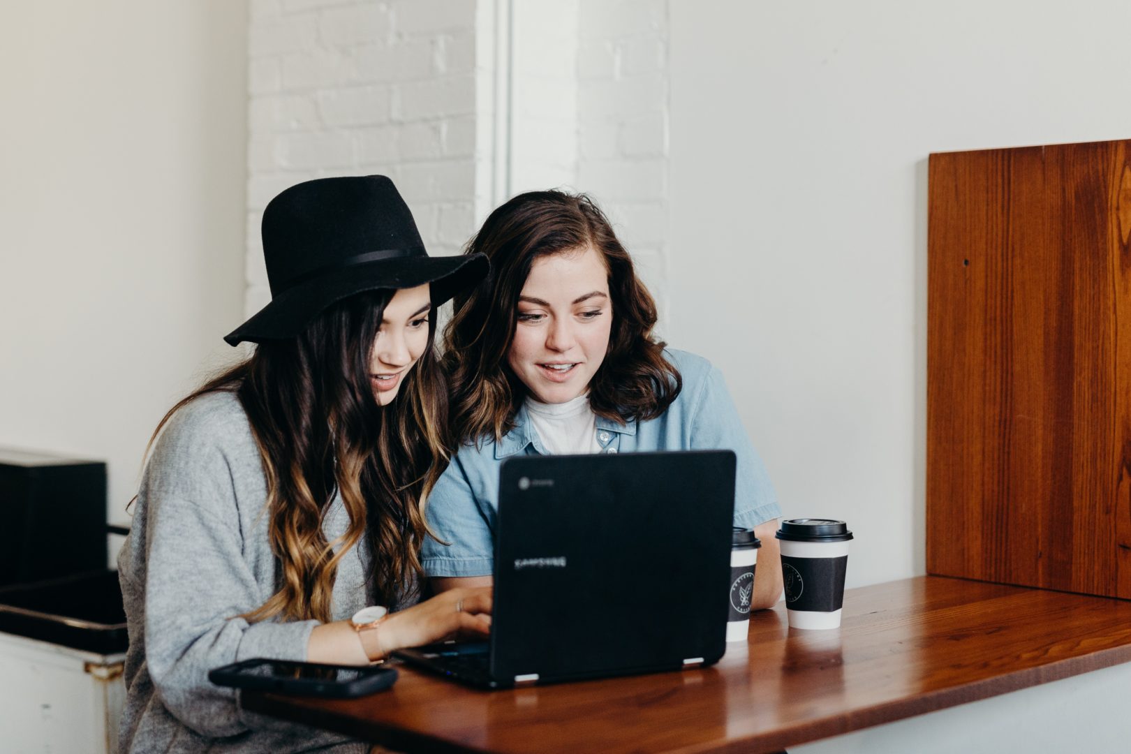 two colleagues having an interactive meeting